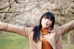 笑顔の女性モデル５